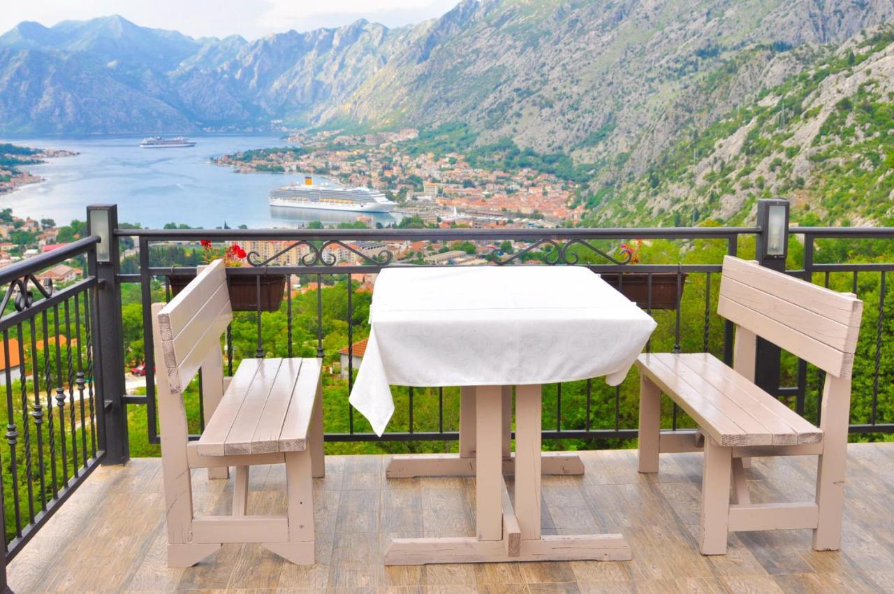 Apartments Vidikovac Inn 科托尔 外观 照片