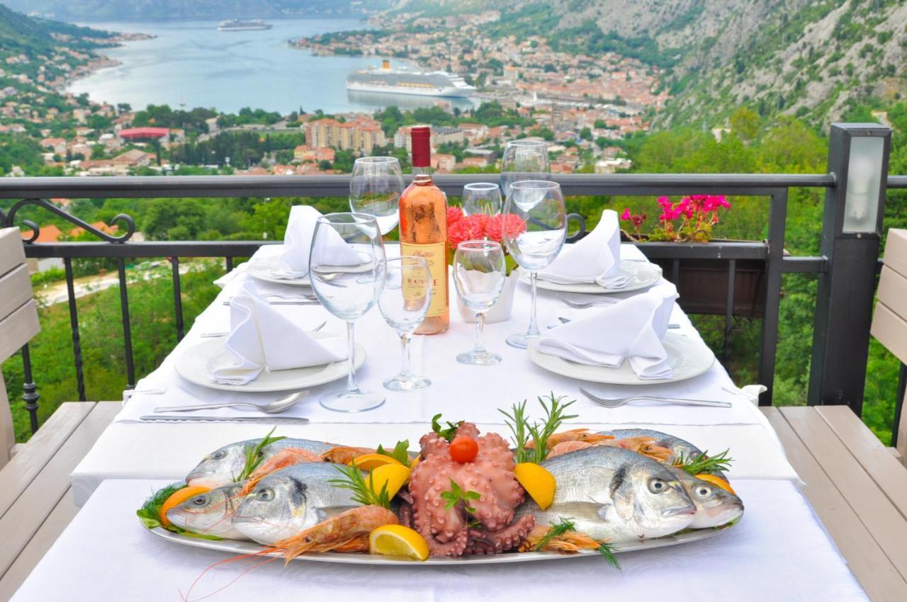 Apartments Vidikovac Inn 科托尔 外观 照片
