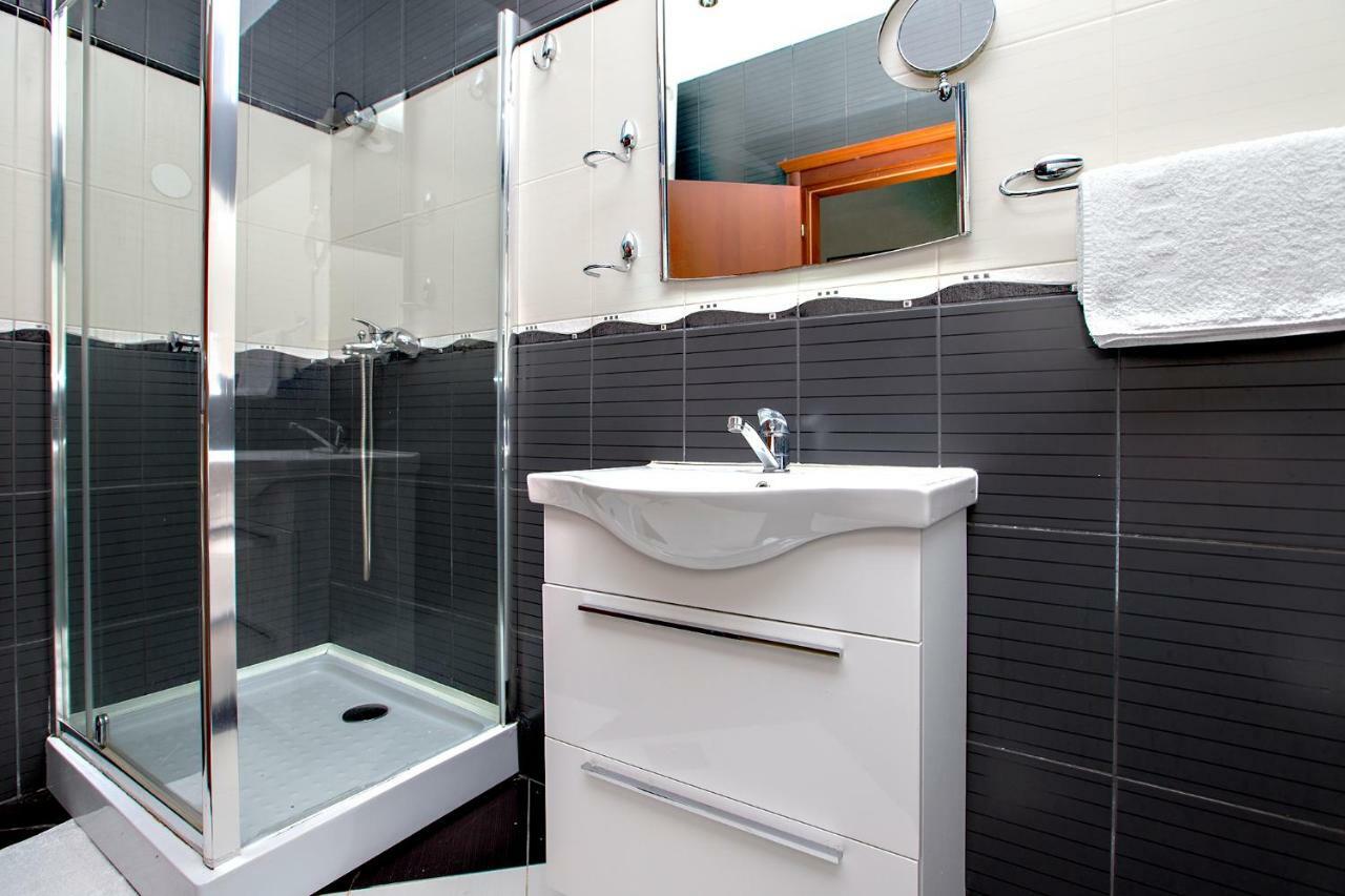 Apartments Vidikovac Inn 科托尔 外观 照片